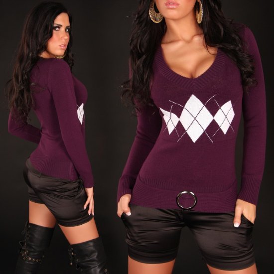 Diamond Pattern Sweater with V-Neck & Buckle - Purple - S/M - Click Image to Close